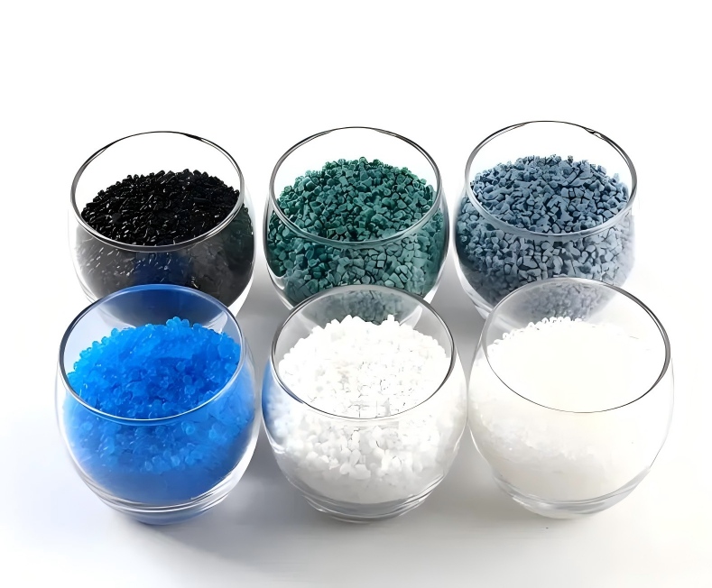 Bliver TPE-materialeprodukter med høj hårdhed lettere hvid? Er materialehårdhed relateret til blegning?